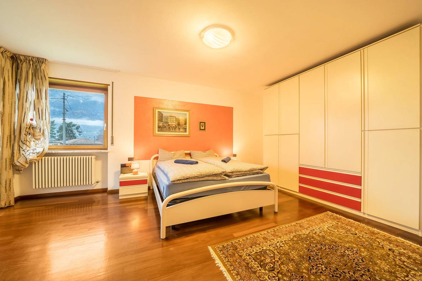 Geheel appartement, Vakantiewoning "Sweet Dreams" met uitzicht op de bergen, balkon & Wi-Fi in Meran, Sarntaler Alpen