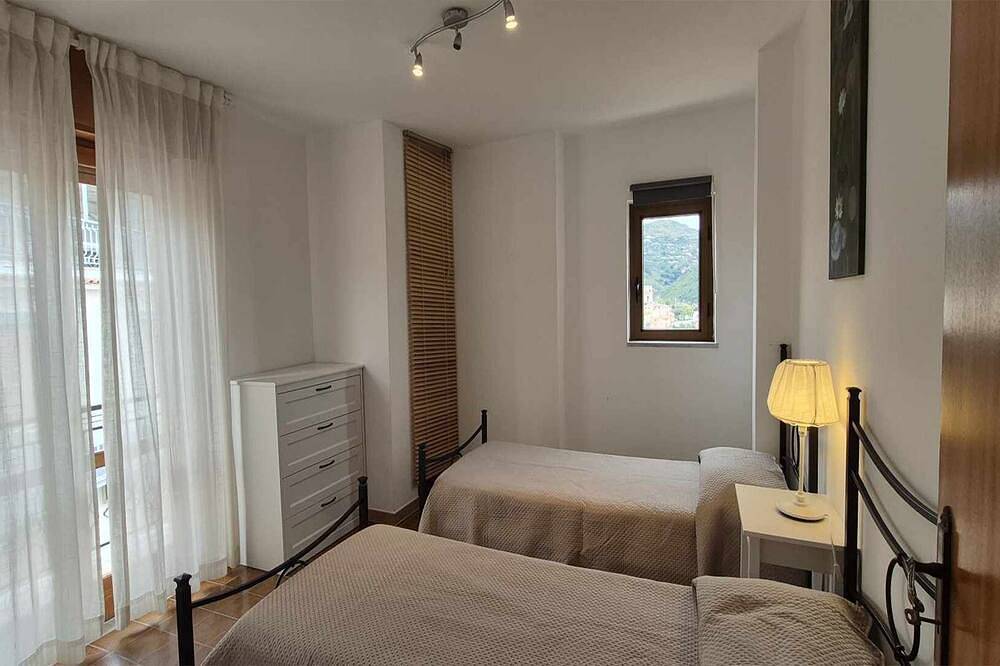 Appartamento intero, Appartamento in pieno centro, vicino alla spiaggia e a tutti i servizi. in Marina di Camerota, Camerota