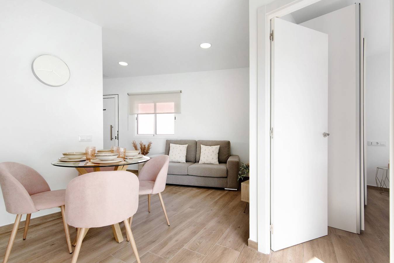 Apartamento inteiro, Apartamento de férias 'Flamboyan 2' com varanda, Wi-Fi e ar condicionado in Marpequeña, Gran Canaria Este
