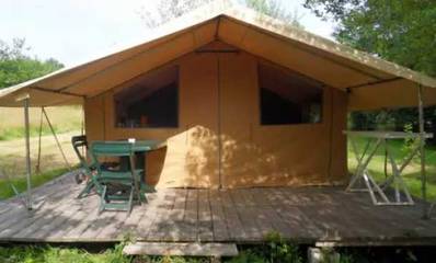 Tente pour 6 personnes, avec piscine en Pyrénées-Atlantiques