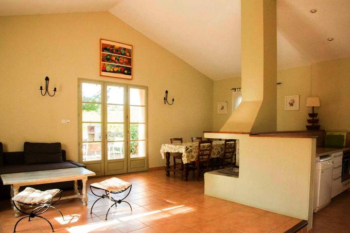 Location de vacances pour 5 personnes, avec piscine et terrasse, animaux acceptés à Salles-d'Aude - 4