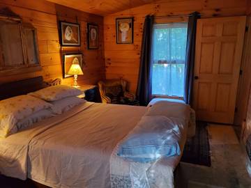Log Cabin for 6 Guests in Blue Ridge Mountains, Tennessee, Picture 4