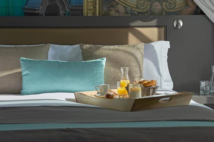 Hôtel pour 2 personnes, avec terrasse et vue dans L'Olympia (Paris) - 4