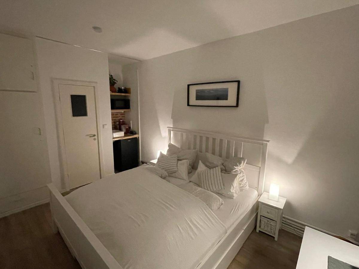 Ganze Wohnung, One-Bedroom Apartment in Blankenese, Hamburg