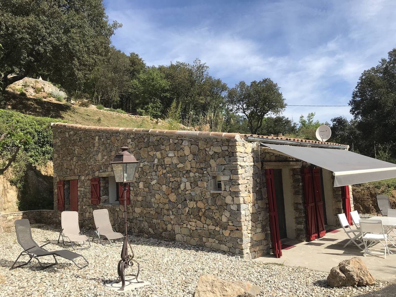 Casa cómoda con piscina en Saint-Julien-de-la-Nef in Saint-Julien-de-la-Nef, Cevenas