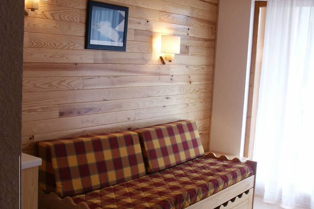 Entire apartment, Apartement 6 person Valmeinier 1800, Savoie in Valmeinier, Saint-Jean-de-Maurienne region