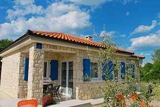 Ferienhaus Steinhaus mit Garten in Malinska-Dubašnica, Krk