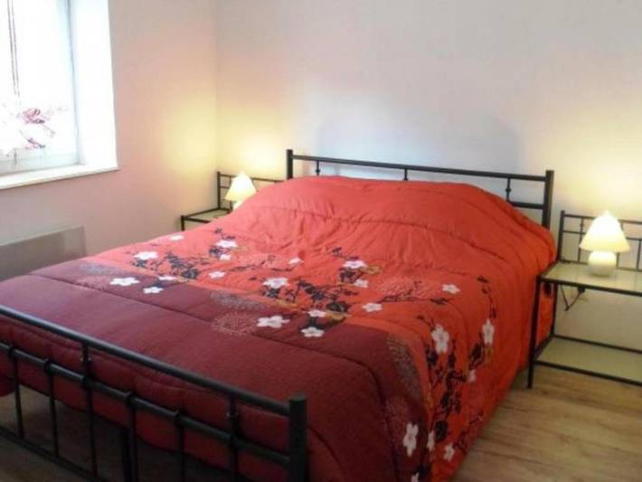 Location de vacances pour 2 personnes, avec terrasse dans Spoy - 2