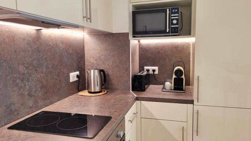 Gîte pour 2 personnes, avec terrasse et vue dans Port De La Pointe Croisette - 4