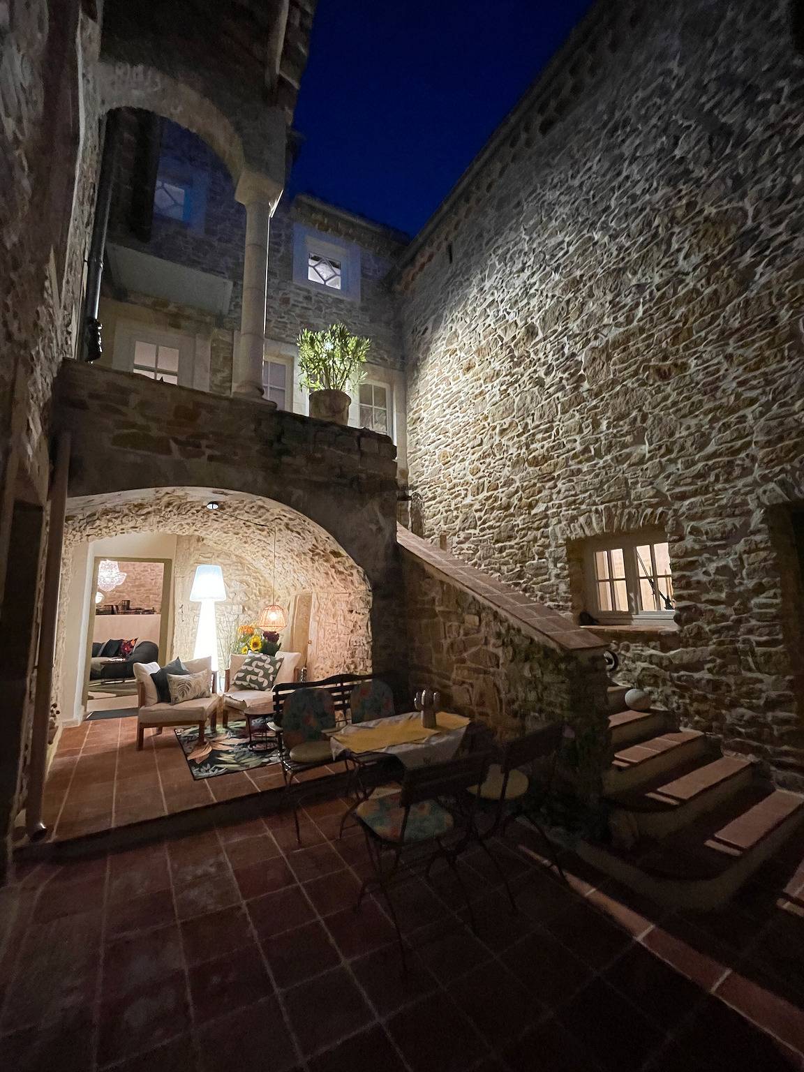 Appartement entier, Appartement 'Gite Vert - Paradis De Provence' avec terrasse commune et Wi-Fi in Le Pin, Région de Nîmes