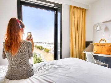 Hôtel pour 4 personnes, avec vue et terrasse, animaux acceptés à Tremblay-en-France