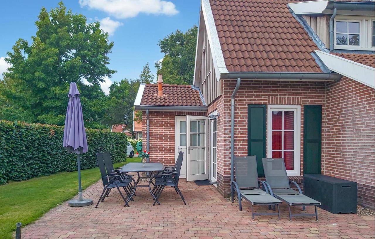 Three-Bedroom Holiday Home in Twente