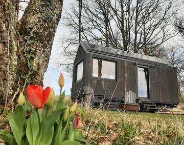 Maison de campagne pour 2 personnes, avec jardin ainsi que vue et terrasse dans Loches-sur-Ource