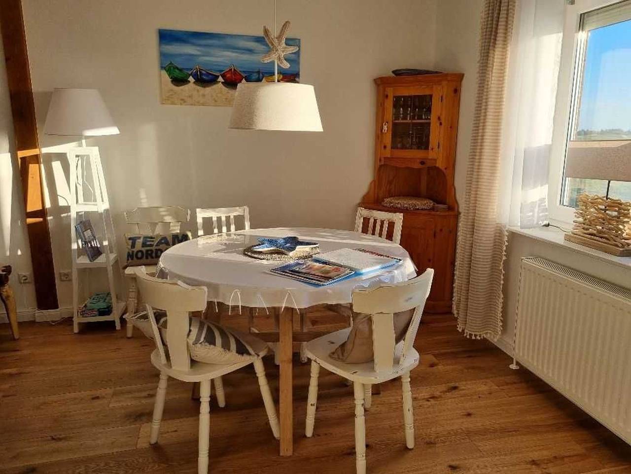 Das Nordseehaus mit Piratennest - Das Nordseehaus mit Piratennest in Nordstrand (Gemeinde), Nordstrand