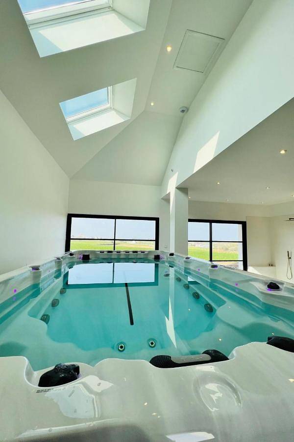 Location de vacances pour 6 personnes, avec terrasse et jacuzzi ainsi que jardin et sauna, animaux acceptés à Plouider - 4