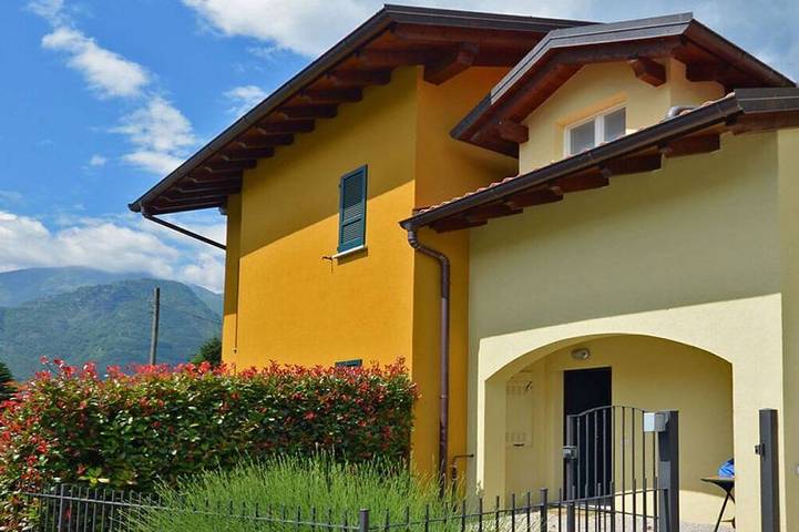 Ferienhaus für 4 Personen, mit Pool und Terrasse