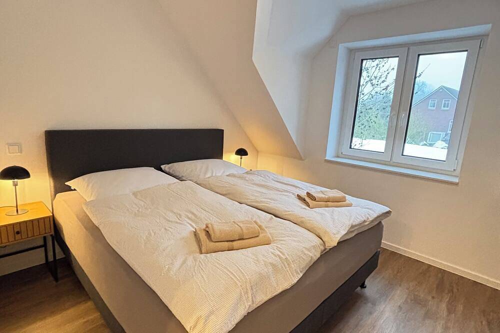 Neubau-Ferienhaus in Emden mit moderner Einrichtung für bis zu 6 Personen in Emden, Ostfriesland