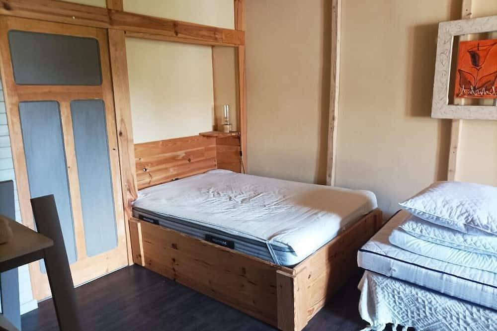2 Bedroom Private vacation home in Hauteville-Lompnes in Hauteville-Lompnes, Belley