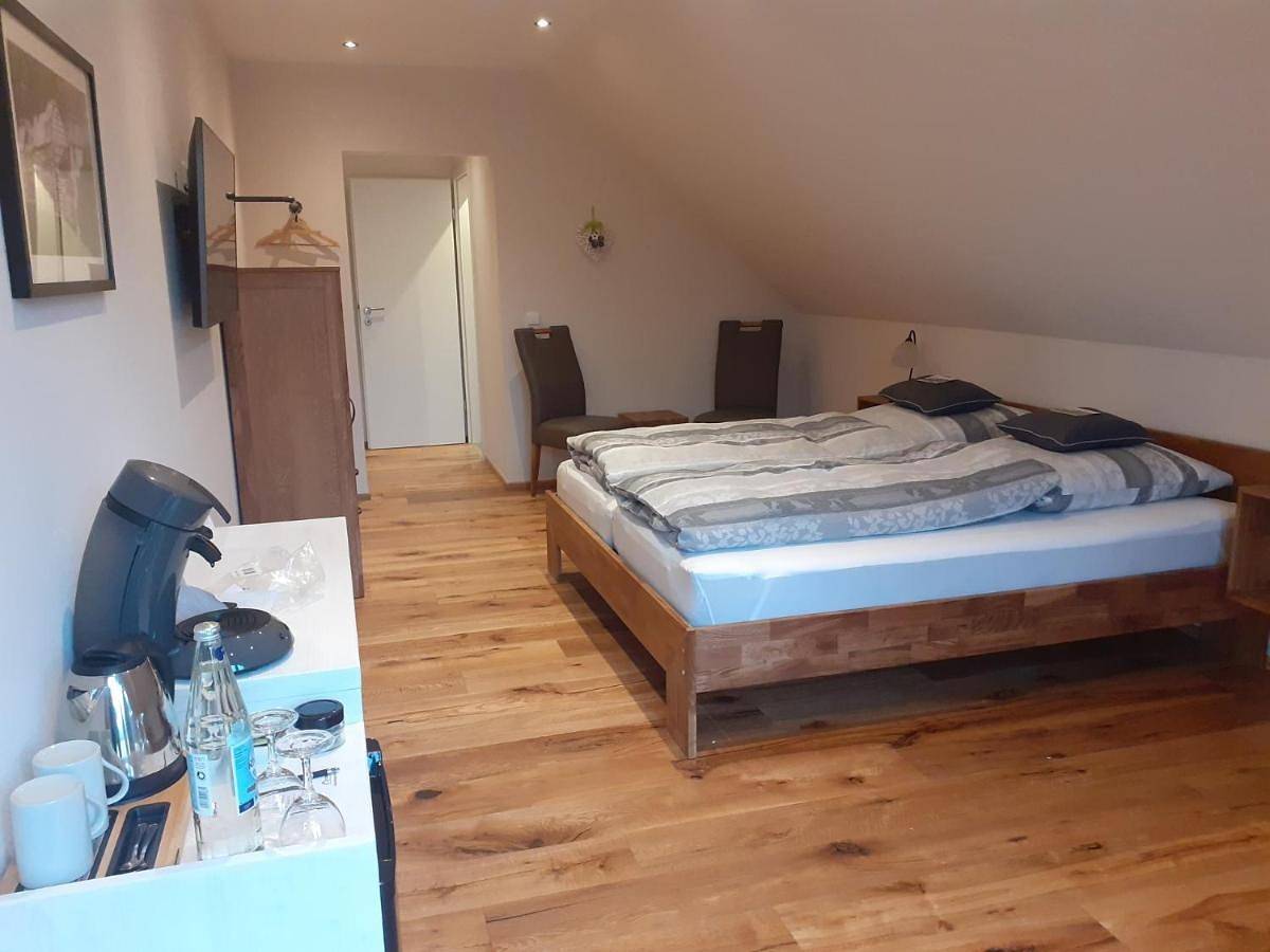 Small Double Room in Mützenich (Monschau), Monschau