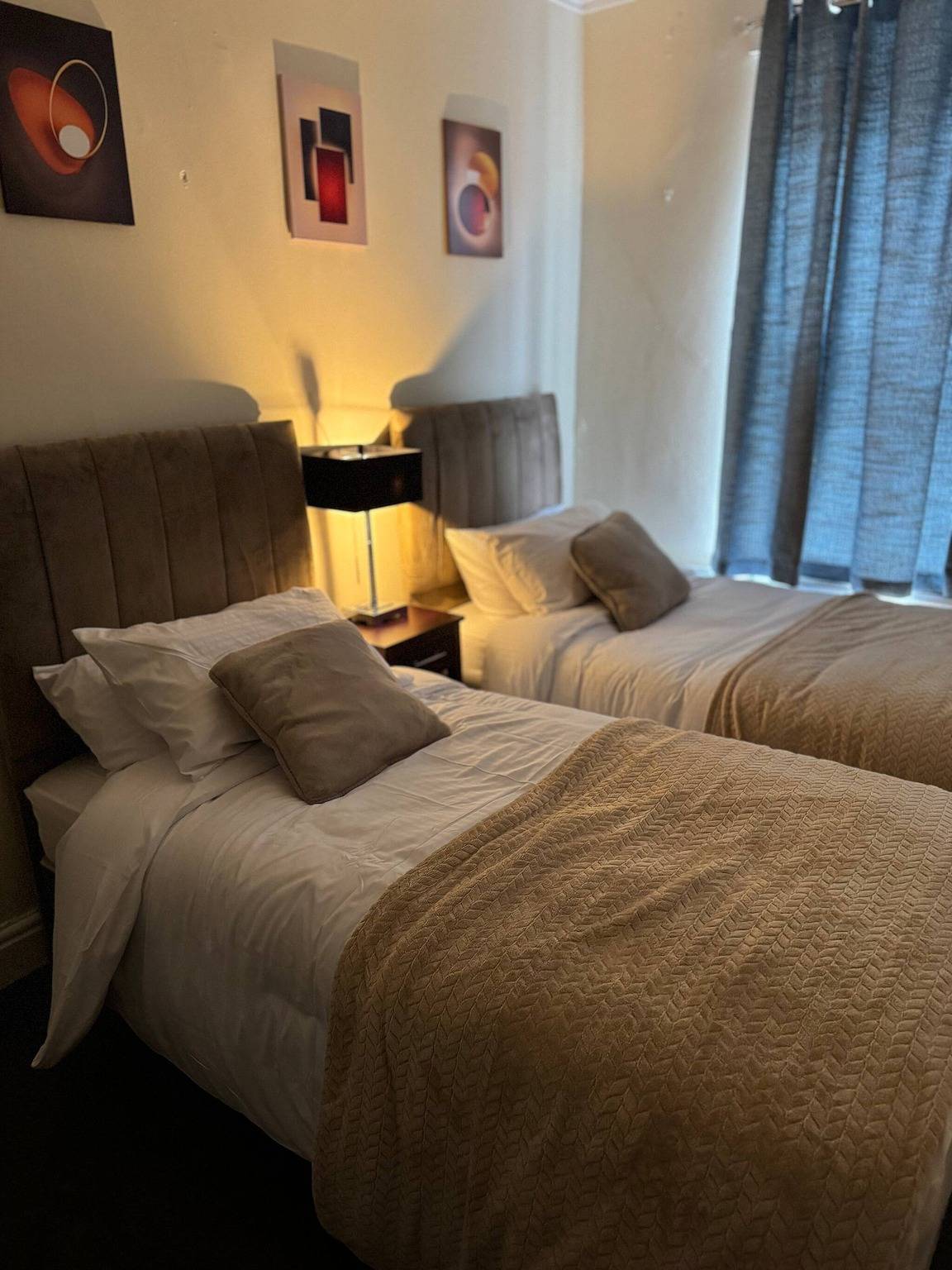 Contractors and Tourists friendly in Salford in Greater Manchester