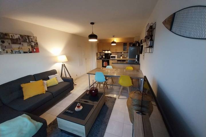 Apartamento entero, Apartamento de vacaciones para 4 personas con balcón in Vannes, Côte des Mégalithes