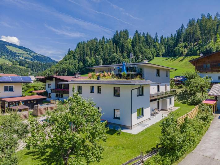 Ferienwohnung für 12 Personen, mit Sauna und Balkon