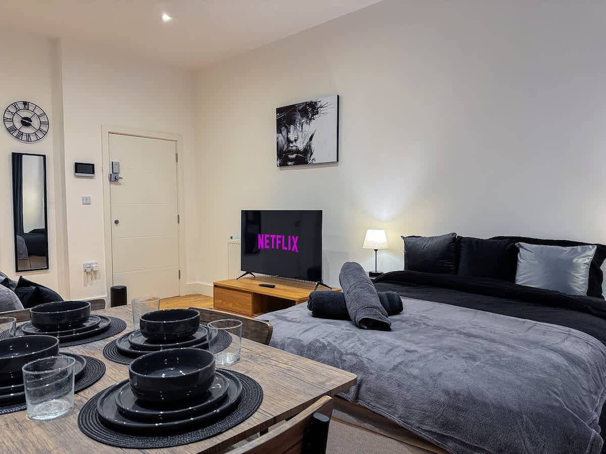 Entire apartment, Bright & Cosy 1-Bed Home | Heart of Maidstone in Kent