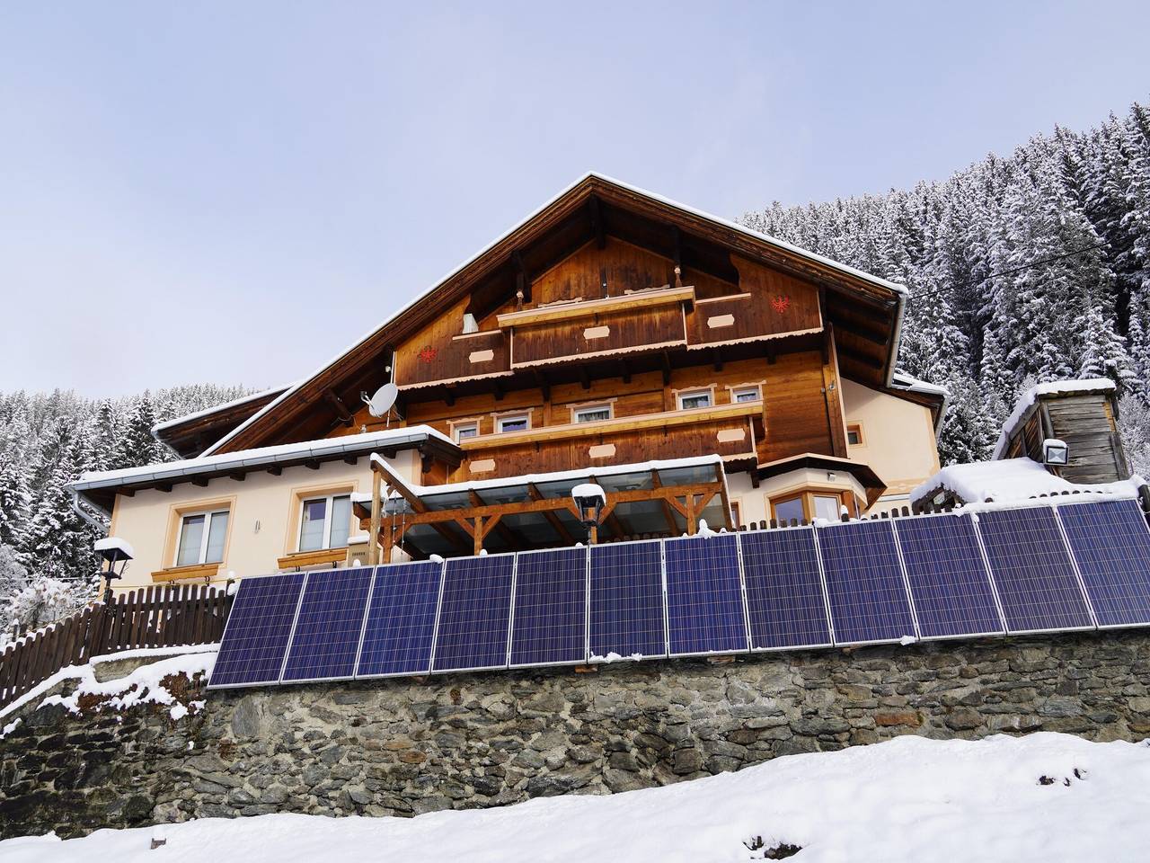 Wohnung in Hippach mit Bergblick in Tuxer Alpen, Hippach