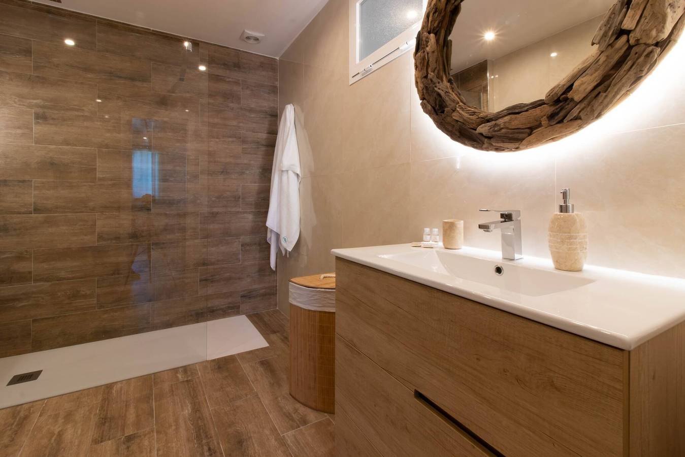Private room in the fishing port of Marbella in Marbella Centre, Marbella