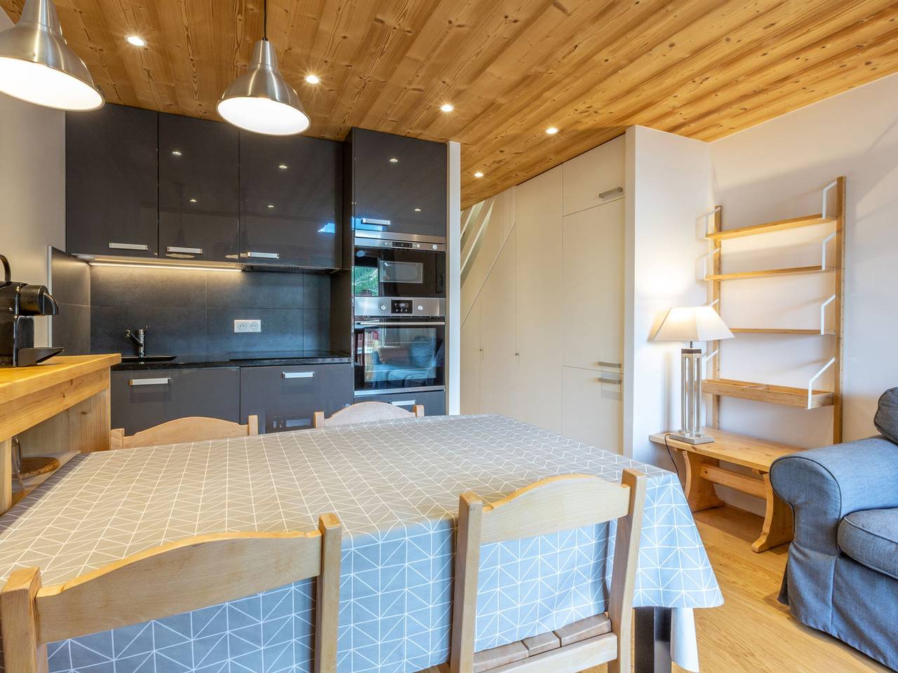 Ganze Wohnung, Superbes Apart, Zentrum Val-d'Isère, nah zu Pisten, Geschäften, 5 Pers. in Val-d'Isère, Rutor-Gruppe