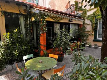 Gîte pour 4 personnes, avec jardin et vue, animaux acceptés à Valence