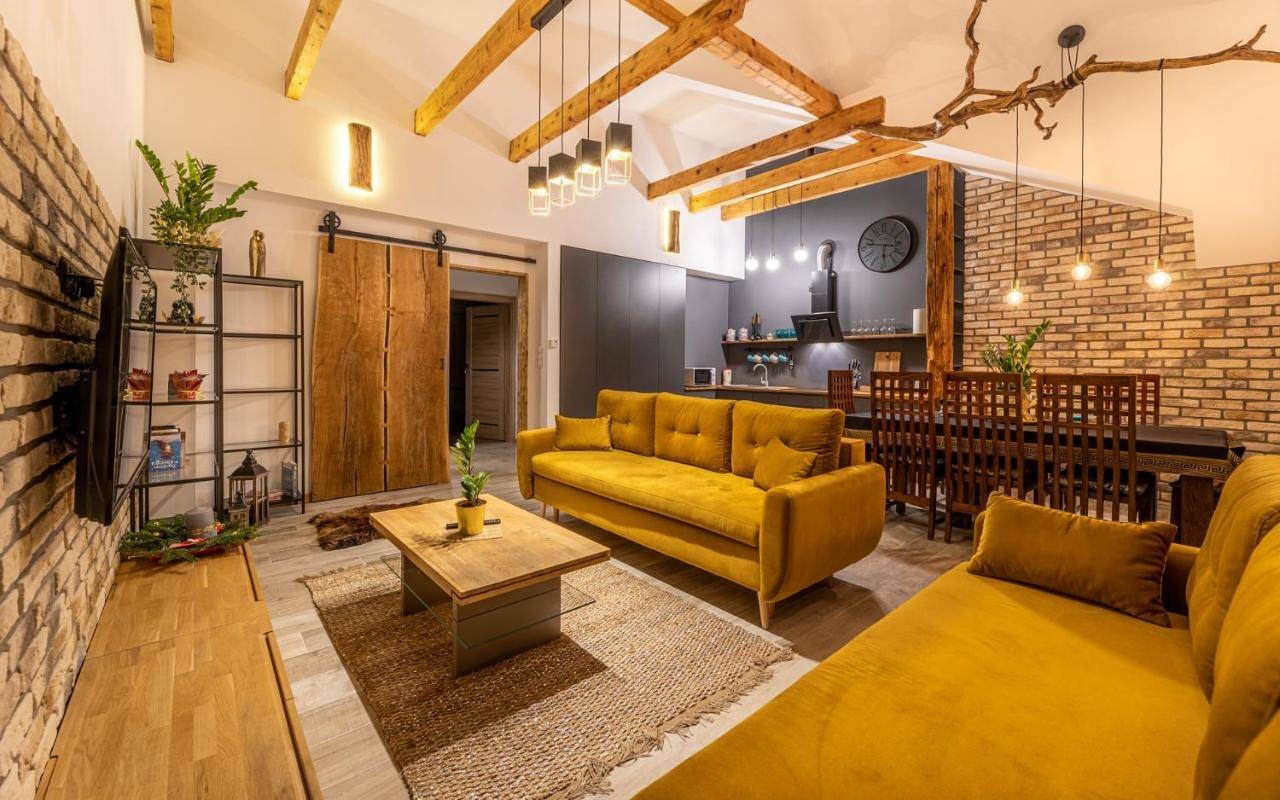 Cały apartament, Poranek W Górach in Ustrzyki Dolne, Karpaty (Polska)