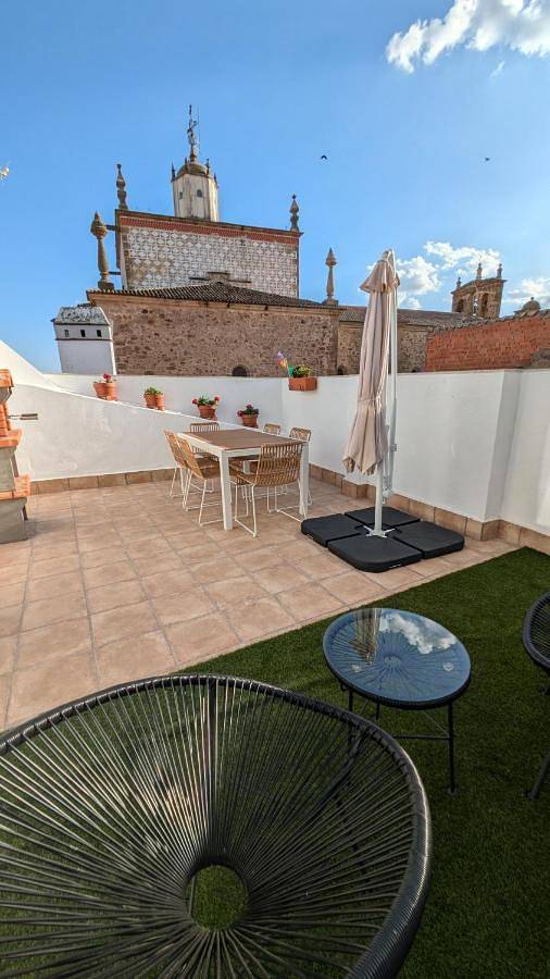 Apartamento para 6 personas, con Balcón además de Terraza y Vistas en Trujillo