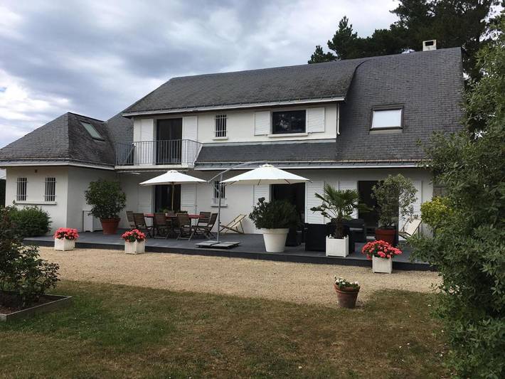 Cottage pour 12 personnes, avec terrasse et jardin dans Plage Du Cabonnais Et Du Lann Guy Mesquer Quimiac
