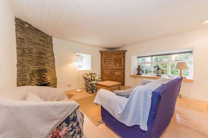 Mulroe Cove - House in County Cork
