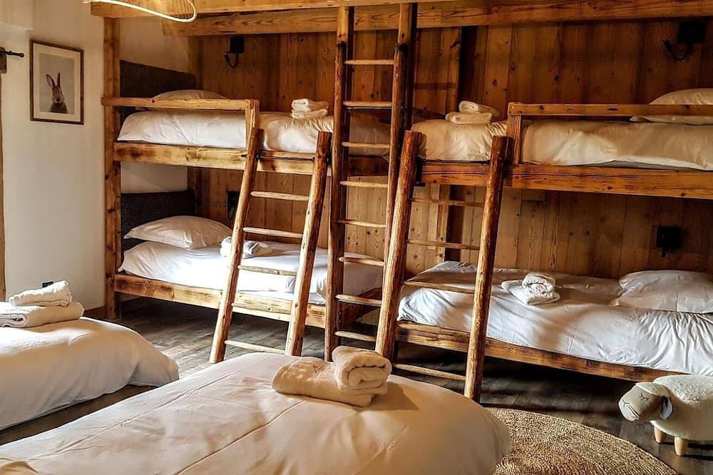 Charmante Ferme Vosgienne☆☆☆☆ 12 personnes♡sauna♡baby-foot♡ in Cleurie, Région d'Épinal
