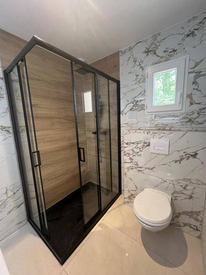 Maison de vacances pour 4 personnes, avec jardin ainsi que terrasse et piscine