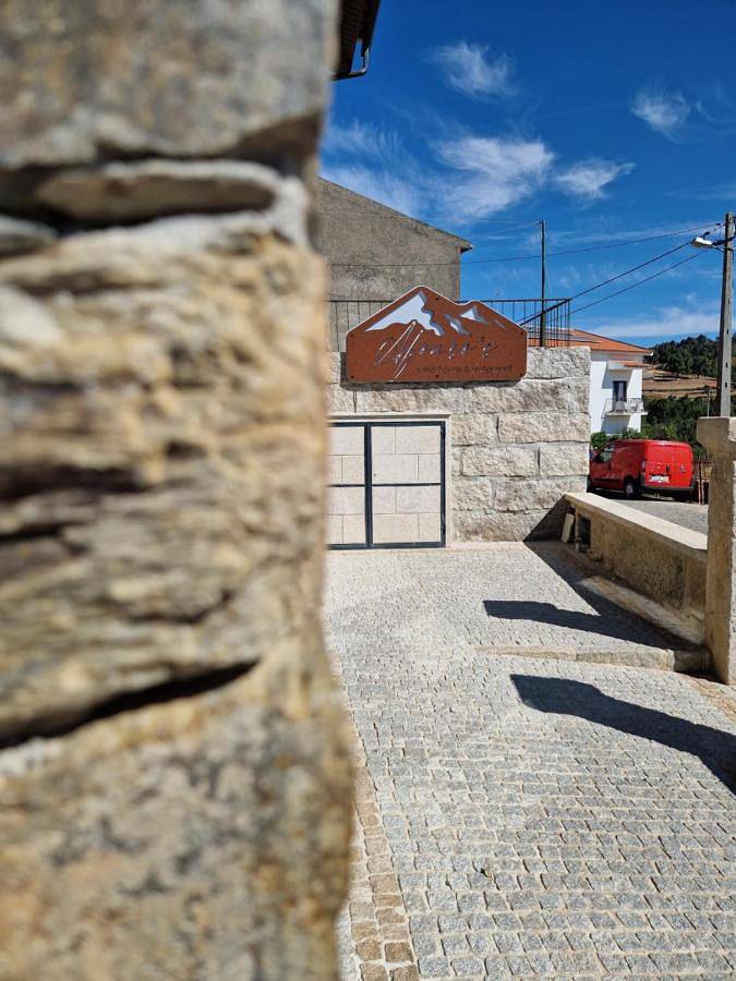 Location de vacances pour 3 personnes, avec vue ainsi que jardin et terrasse à Videmonte - 3