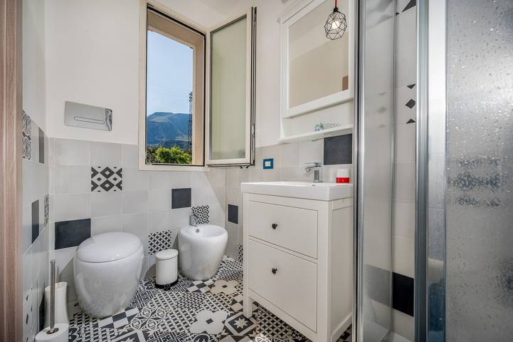 Gîte pour 4 personnes, avec jardin et terrasse ainsi que vue et vue sur l’océan à Scopello - 4