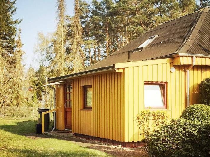 Ferienhaus für 4 Personen, mit Terrasse und Garten