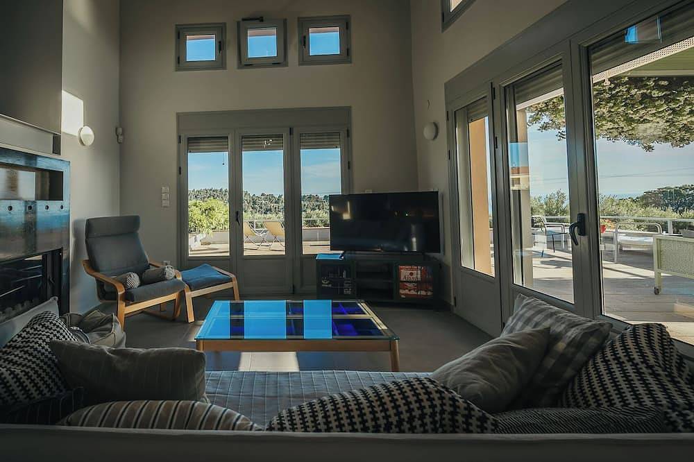 Thea Ii Sea View Villa, Nikiti in Nikiti, Sithonia Peninsula