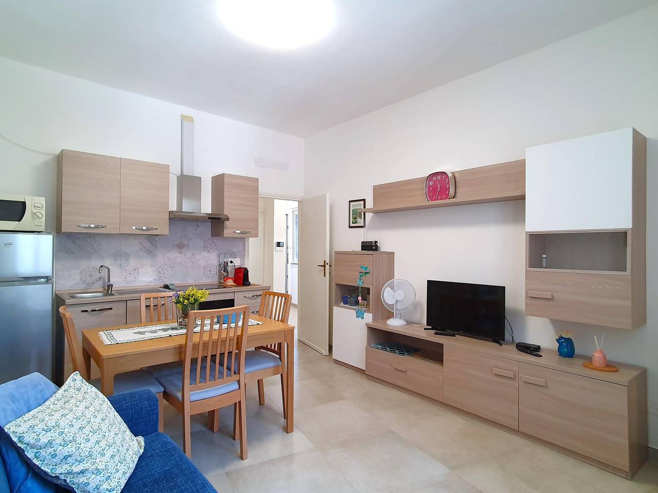 Entire apartment, Apartment in Luino near Lake Maggiore in Luino, Comune di Luino