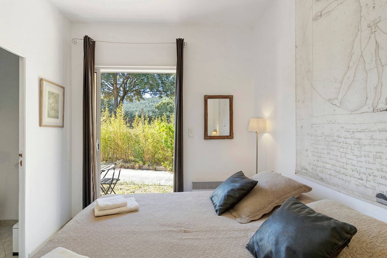 Chambre d’hôtes « Dalton Brown - U Pianarellu » avec vue mer, piscine partagée et Wi-Fi in Olmeto, Arrondissement de Sartène