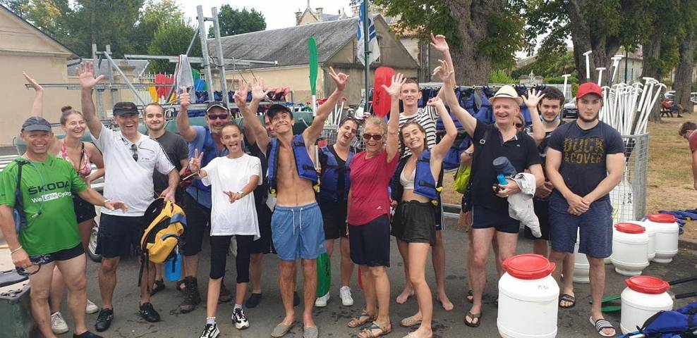 Location de vacances pour 6 personnes, avec piscine ainsi que jacuzzi et jardin à Saint-Savinien - 3