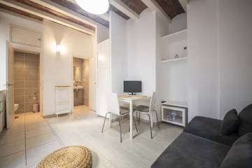 Apartment for 2 People in La Barceloneta, Barcelona, Photo 3