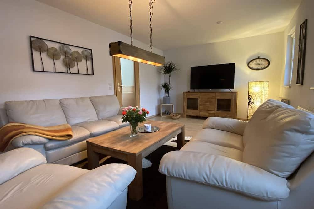 Ganze Wohnung, \"Fewo Gohrischblick\" in Gohrisch, Elbsandsteingebirge