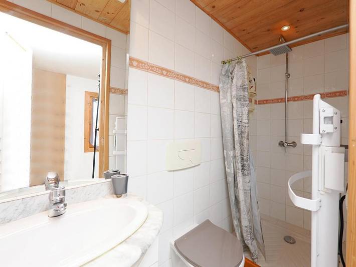 Gîte pour 3 personnes, avec vue et jardin à Sallanches - 4