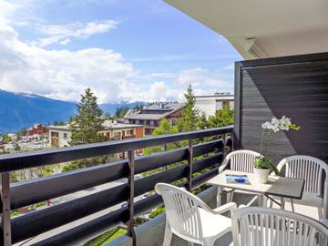 Gîte pour 4 personnes, avec vue et balcon à Crans-Montana