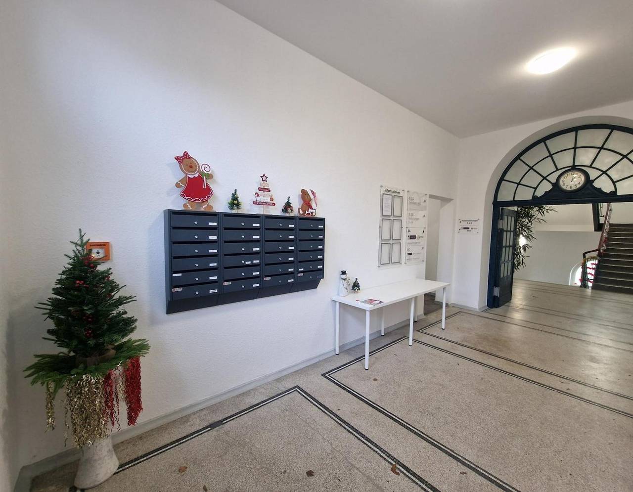 Ganze Wohnung, Helle & großzügige Ferienwohnung murihaus – Stadtblick-Balkon & Parkplatz in Aue, Erzgebirge