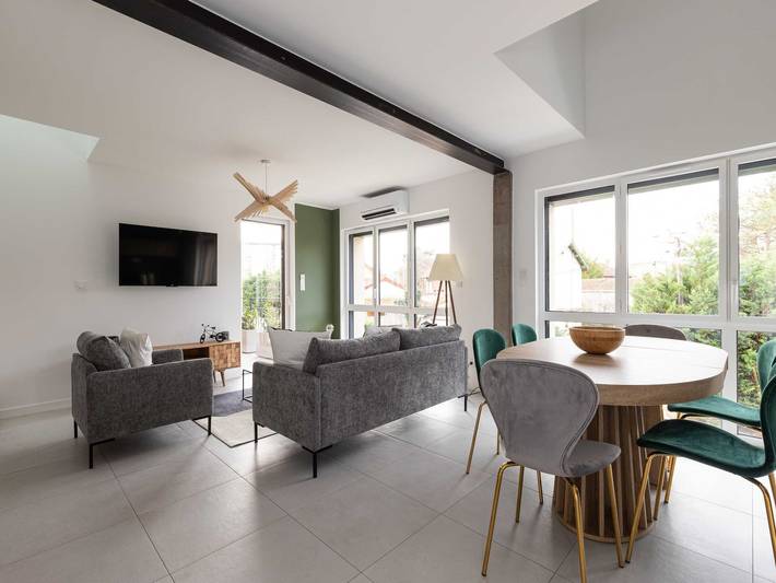Appartement de vacances pour 4 personnes, avec terrasse à Villeurbanne